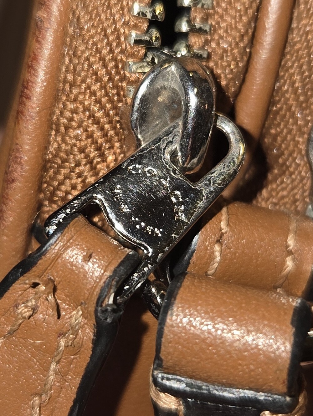 Coach Snoopy 2015 Limited Edition Mini Crossbody Camera Bag - Picture 3 of 5